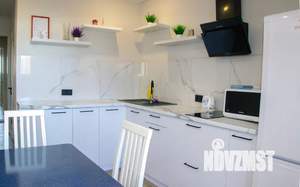 1-к квартира, посуточно, 42м2, 13/17 этаж