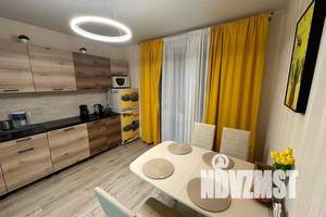 1-к квартира, посуточно, 38м2, 8/17 этаж