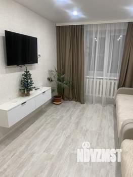 2-к квартира, посуточно, 49м2, 1/5 этаж