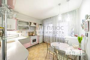 1-к квартира, на длительный срок, 50м2, 4/5 этаж