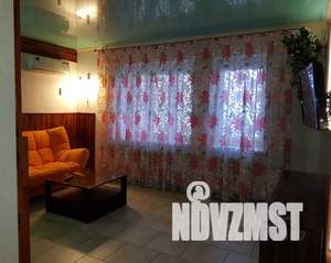 1-к квартира, посуточно, 49м2, 1/1 этаж