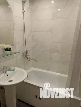 1-к квартира, посуточно, 35м2, 1/9 этаж