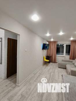 2-к квартира, посуточно, 43м2, 4/5 этаж