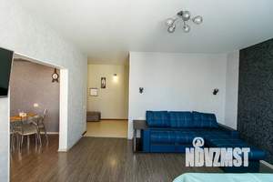 Студия квартира, посуточно, 43м2, 10/10 этаж