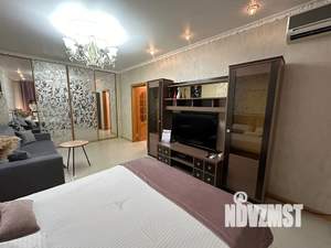 1-к квартира, посуточно, 40м2, 11/23 этаж