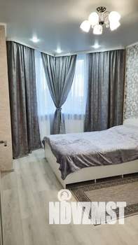 2-к квартира, посуточно, 42м2, 7/25 этаж