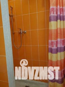 2-к квартира, посуточно, 75м2, 1/1 этаж