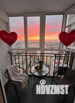 Студия квартира, посуточно, 30м2, 24/24 этаж