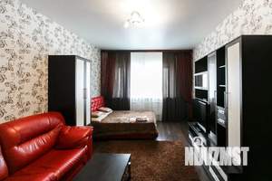 1-к квартира, посуточно, 62м2, 2/15 этаж