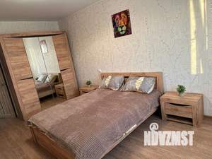 1-к квартира, посуточно, 42м2, 10/17 этаж