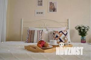 1-к квартира, посуточно, 40м2, 13/22 этаж