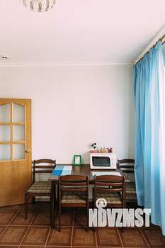1-к квартира, посуточно, 43м2, 7/23 этаж