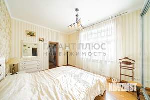 3-к квартира, на длительный срок, 101м2, 1/4 этаж