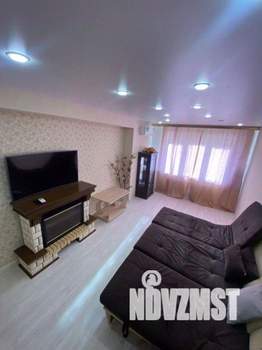 1-к квартира, посуточно, 45м2, 1/1 этаж