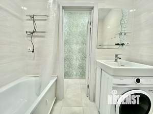 1-к квартира, посуточно, 40м2, 9/18 этаж