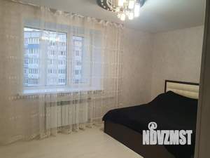 1-к квартира, посуточно, 32м2, 8/10 этаж