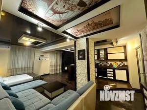 Студия квартира, посуточно, 52м2, 4/5 этаж