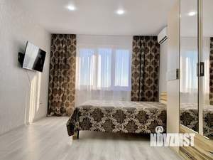 1-к квартира, посуточно, 40м2, 9/18 этаж