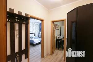 1-к квартира, посуточно, 43м2, 1/1 этаж