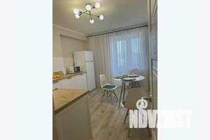 1-к квартира, посуточно, 42м2, 3/15 этаж