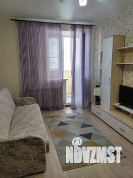 1-к квартира, посуточно, 35м2, 8/17 этаж
