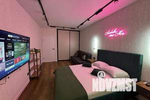 1-к квартира, посуточно, 50м2, 13/25 этаж