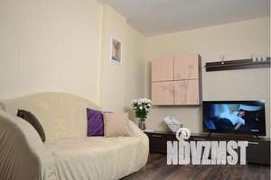 1-к квартира, посуточно, 40м2, 13/22 этаж