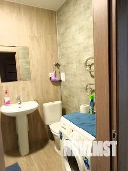 1-к квартира, посуточно, 42м2, 8/17 этаж