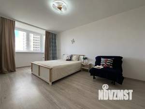 1-к квартира, посуточно, 37м2, 8/18 этаж