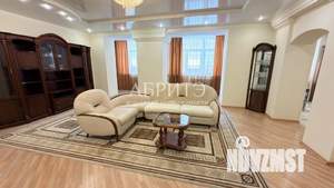 3-к квартира, на длительный срок, 135м2, 2/7 этаж