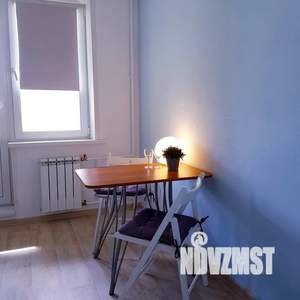 1-к квартира, посуточно, 40м2, 3/17 этаж