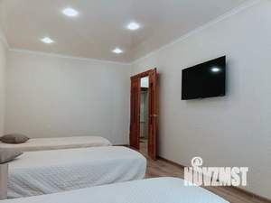 3-к квартира, посуточно, 63м2, 1/1 этаж