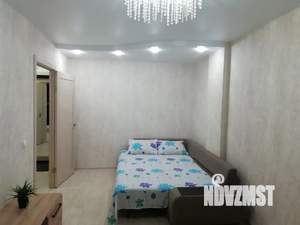 1-к квартира, посуточно, 40м2, 8/21 этаж