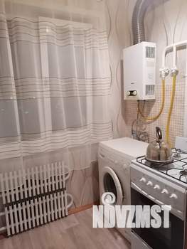 1-к квартира, посуточно, 30м2, 3/5 этаж