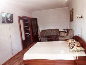 1-к квартира, посуточно, 38м2, 4/9 этаж