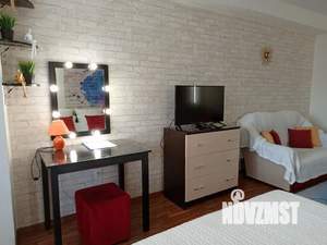 1-к квартира, посуточно, 47м2, 1/1 этаж