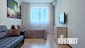 1-к квартира, посуточно, 37м2, 11/19 этаж