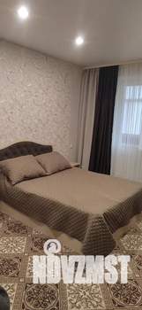 1-к квартира, посуточно, 42м2, 1/10 этаж