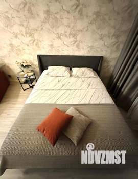 Студия квартира, посуточно, 33м2, 10/25 этаж