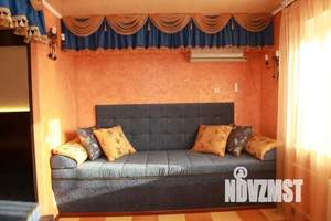 1-к квартира, посуточно, 49м2, 1/1 этаж