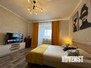 1-к квартира, посуточно, 45м2, 4/5 этаж