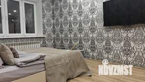 1-к квартира, посуточно, 43м2, 1/1 этаж