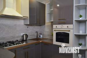 1-к квартира, посуточно, 39м2, 4/10 этаж