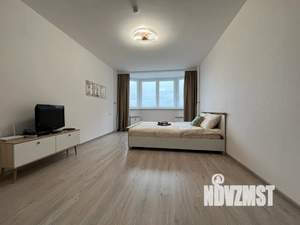1-к квартира, посуточно, 37м2, 8/18 этаж