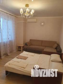 1-к квартира, посуточно, 44м2, 13/18 этаж
