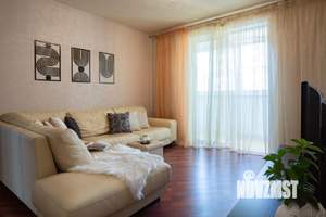 3-к квартира, посуточно, 80м2, 1/1 этаж