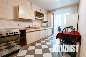 1-к квартира, посуточно, 40м2, 4/14 этаж