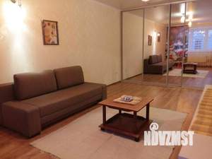 1-к квартира, на длительный срок, 42м2, 3/17 этаж