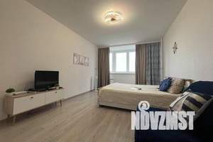 1-к квартира, посуточно, 37м2, 8/19 этаж