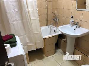 Студия квартира, посуточно, 35м2, 3/9 этаж